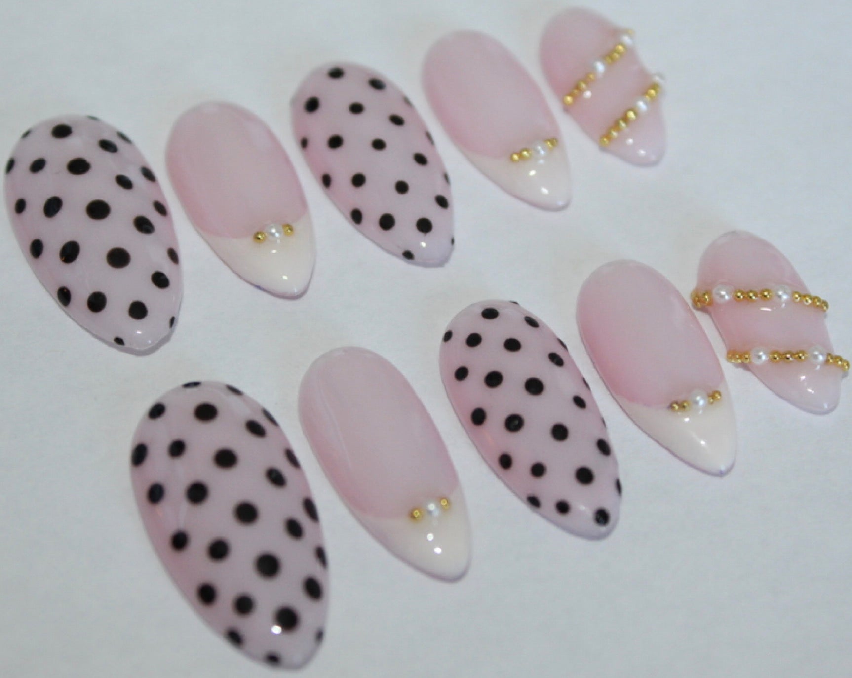 Chic Dot