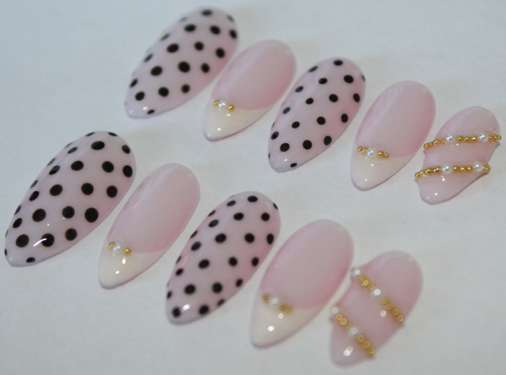 Chic Dot
